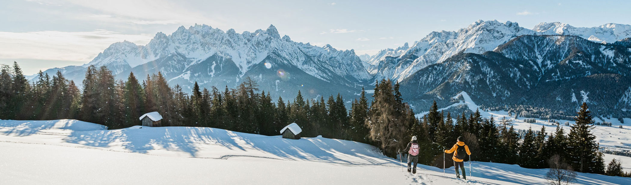 Panoramic location & arrival